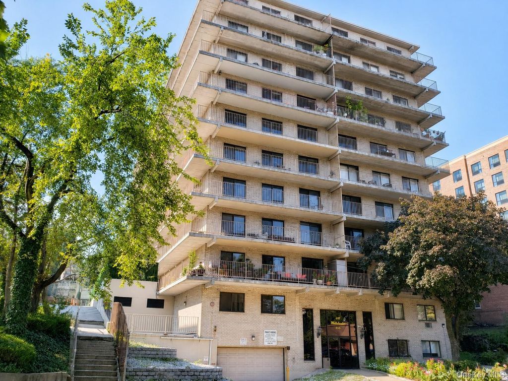 687 Bronx River Road 1J, Yonkers, NY 10704 — photo 5