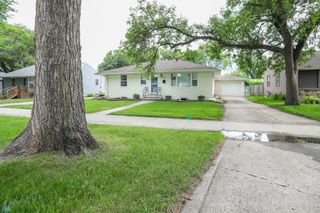414 21st Avenue N, Fargo, ND 58102