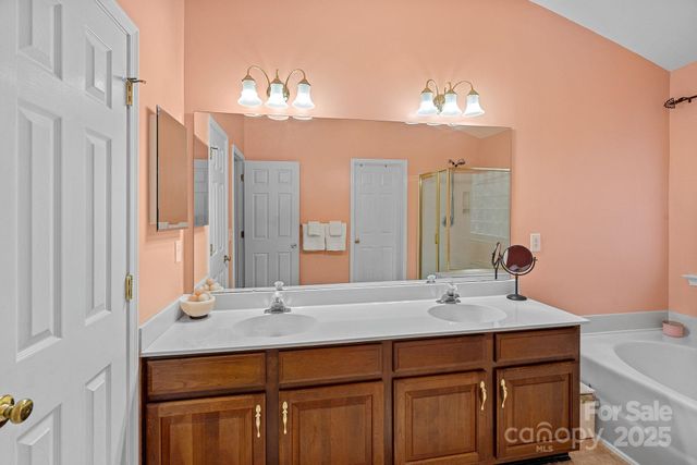 17428 Baldwin Hall Drive, Charlotte, NC 28277