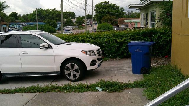 900 W 9th Street, Riviera Beach, FL 33404