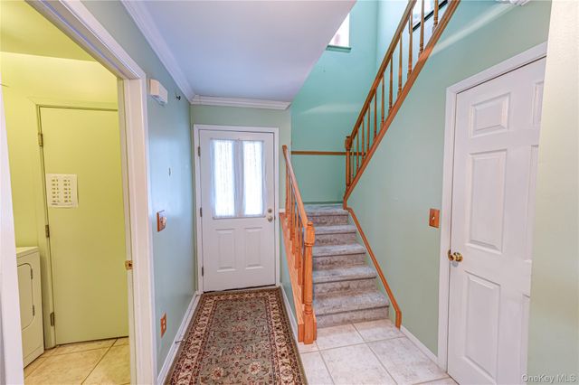 210 Erik Drive, East Setauket, NY 11733