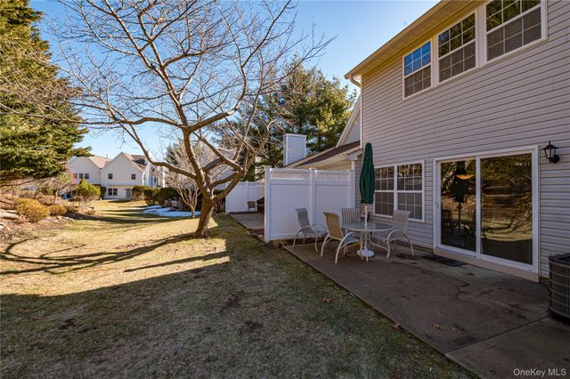 210 Erik Drive, East Setauket, NY 11733