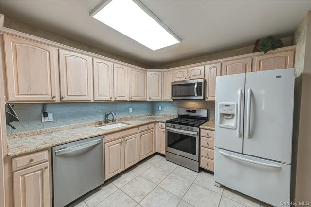 210 Erik Drive, East Setauket, NY 11733