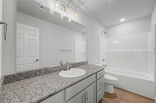 6605 & 6607 NW Altus Street, Bentonville, AR 72713