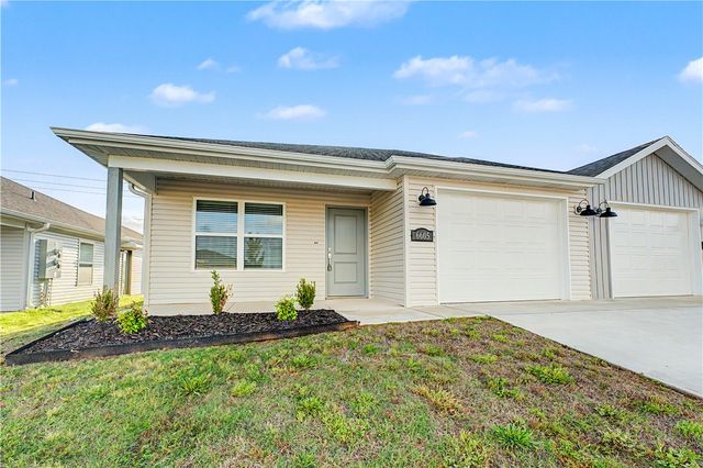 6605 & 6607 NW Altus Street, Bentonville, AR 72713