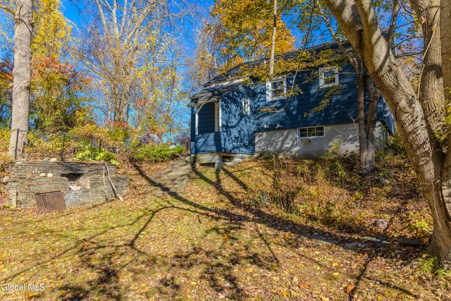 41 Mountainview Avenue, Albany, NY 12208