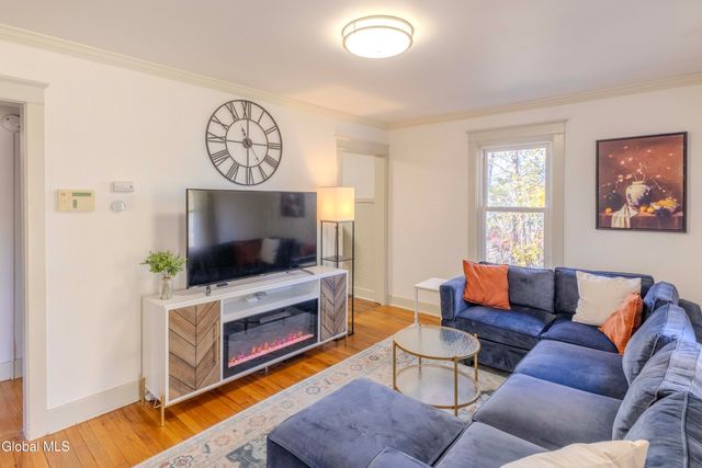 41 Mountainview Avenue, Albany, NY 12208