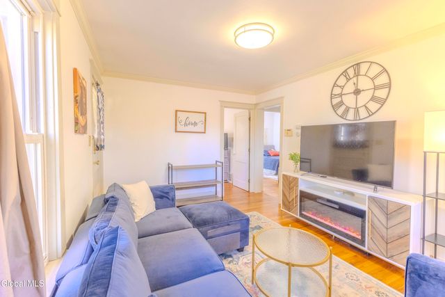 41 Mountainview Avenue, Albany, NY 12208