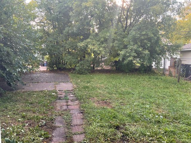 2430 Logan Avenue N, Minneapolis, MN 55411