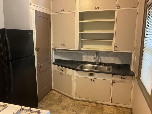 2430 Logan Avenue N, Minneapolis, MN 55411
