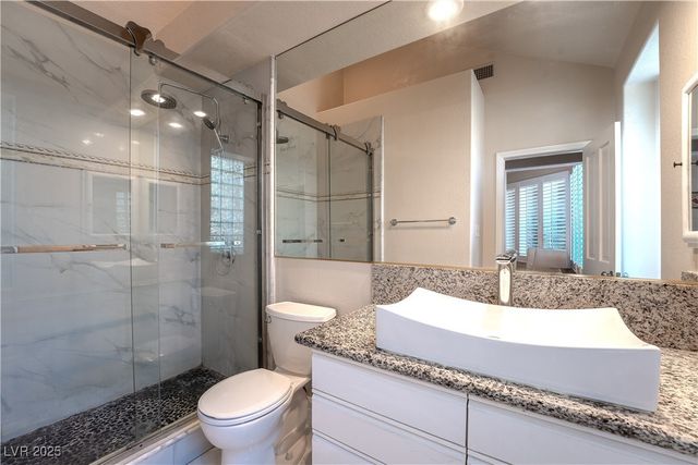 8169 Pinnacle Peak Avenue, Las Vegas, NV 89113