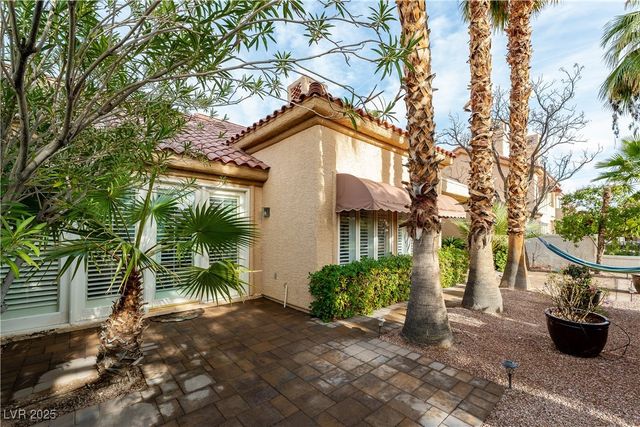 8169 Pinnacle Peak Avenue, Las Vegas, NV 89113