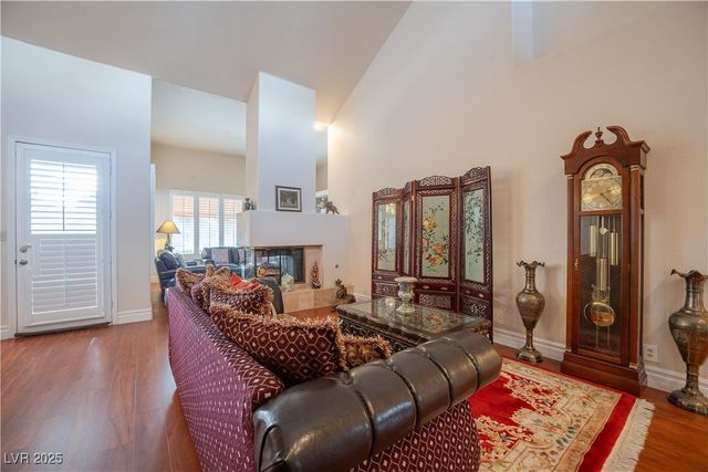 8169 Pinnacle Peak Avenue, Las Vegas, NV 89113