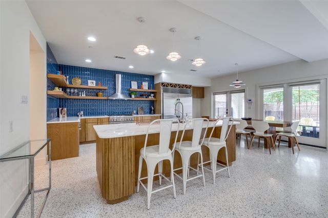 2829 Dyer Street, University Park, TX 75205