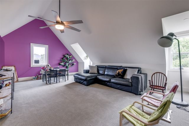 2829 Dyer Street, University Park, TX 75205