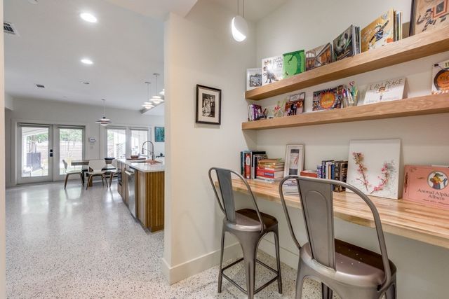 2829 Dyer Street, University Park, TX 75205