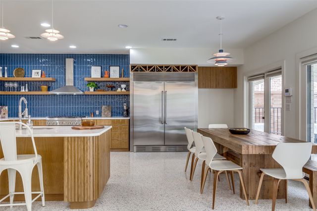 2829 Dyer Street, University Park, TX 75205