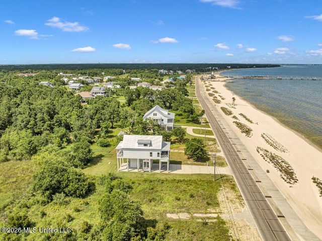 220 S Beach Boulevard, Waveland, MS 39576