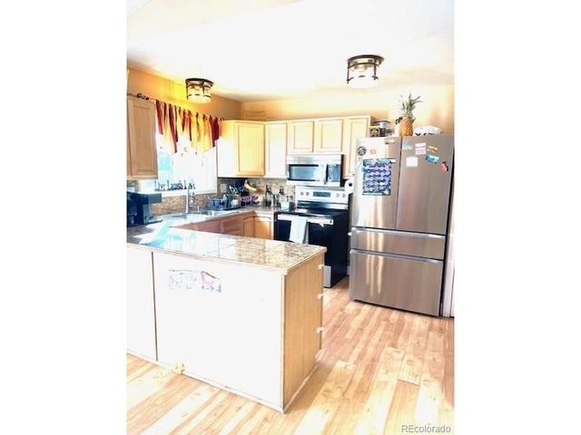 20762 E 44th Ave, Denver, CO 80249