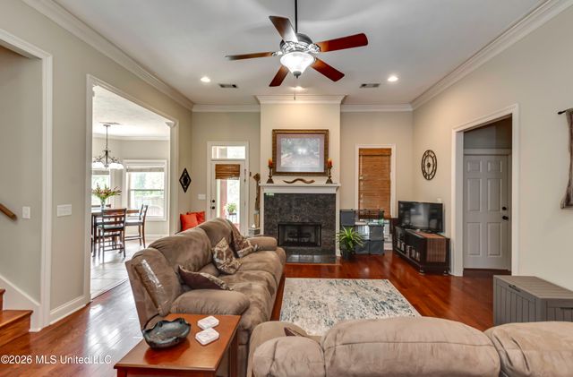 127 Eastside Drive, Brandon, MS 39047