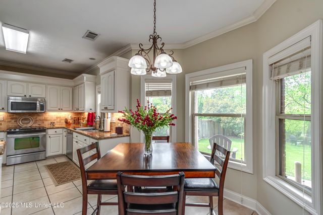 127 Eastside Drive, Brandon, MS 39047