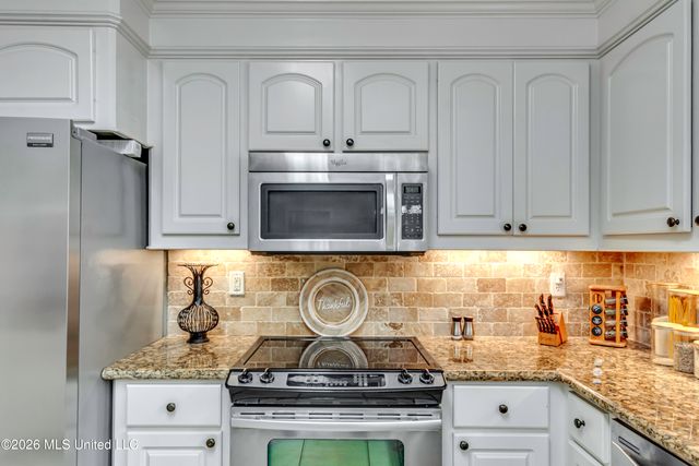 127 Eastside Drive, Brandon, MS 39047