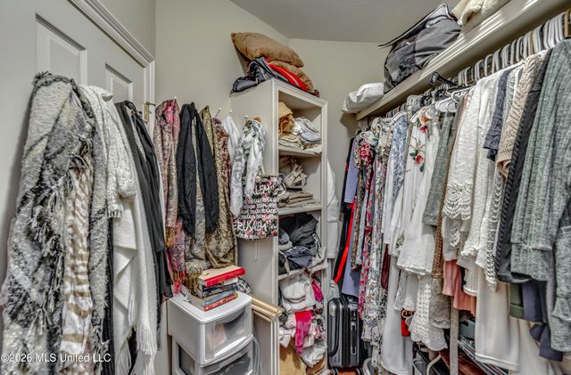 127 Eastside Drive, Brandon, MS 39047