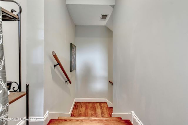 127 Eastside Drive, Brandon, MS 39047