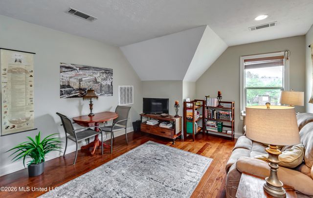 127 Eastside Drive, Brandon, MS 39047