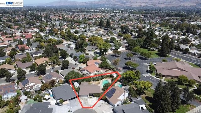 1107 Yerba Buena Rd, San Jose, CA 95121