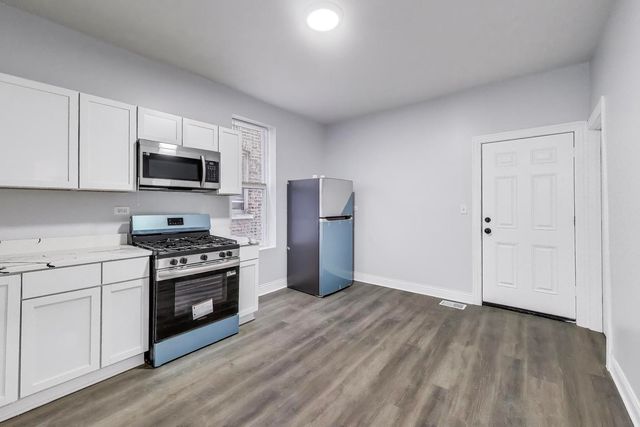 5716 S May Street, Chicago, IL 60621