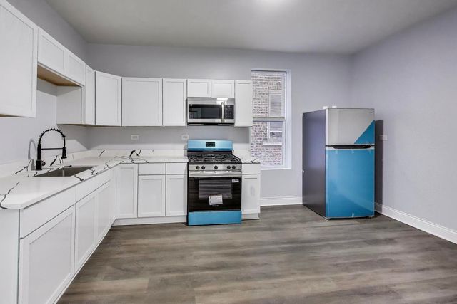 5716 S May Street, Chicago, IL 60621