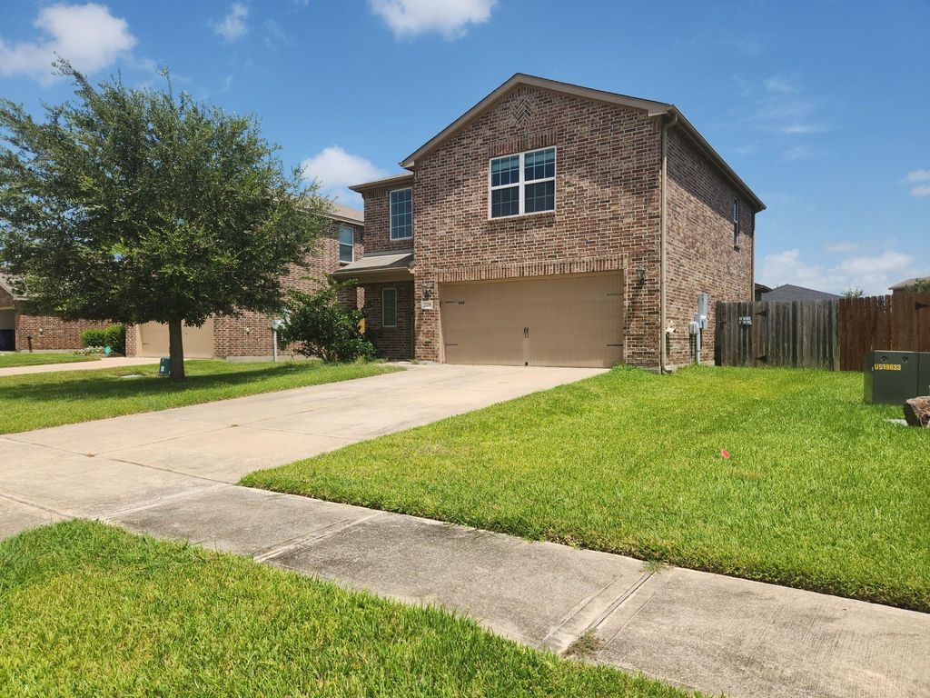 2218 Regatta Lane, Texas City, TX 77568