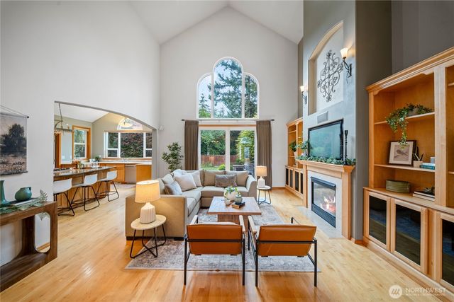 4435 9th Avenue NW, Olympia, WA 98502