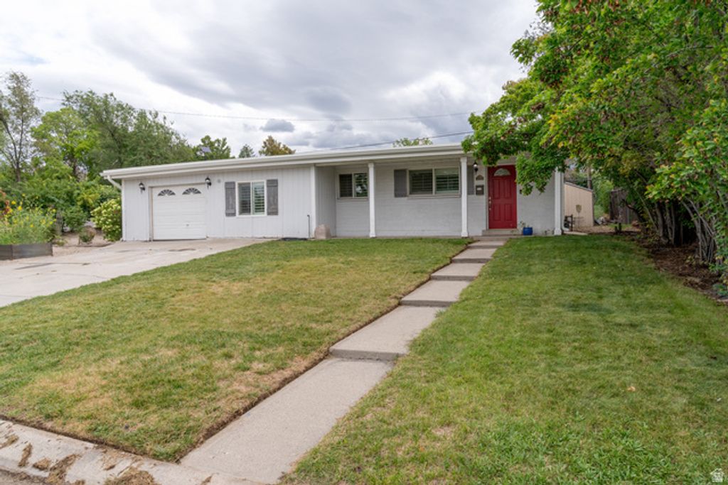 10381 S ZINNIA WAY, White City, UT 84094 — exterior