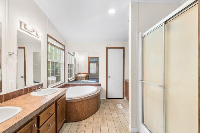 950 W Woodland Shores Drive, Point Blank, TX 77364