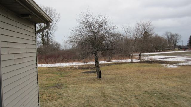 5688 Galbraith Line Road, Croswell, MI 48422