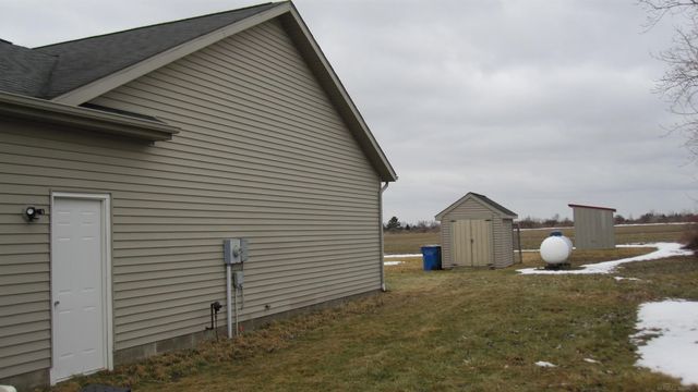 5688 Galbraith Line Road, Croswell, MI 48422