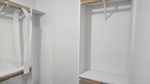 5688 Galbraith Line Road, Croswell, MI 48422