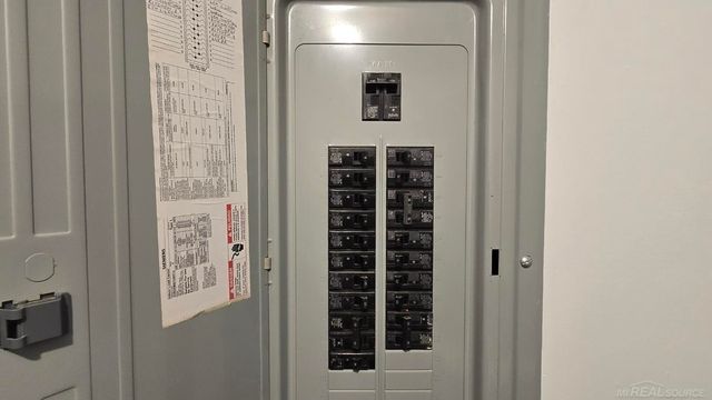 5688 Galbraith Line Road, Croswell, MI 48422