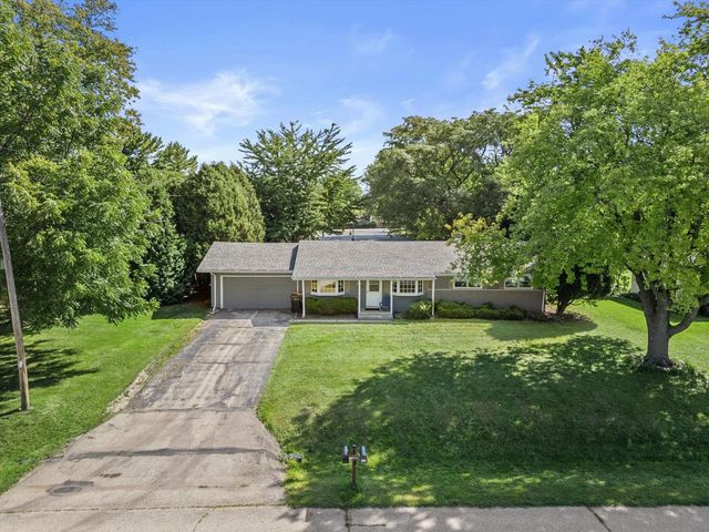 8626 N 62nd STREET, Brown Deer, WI 53223