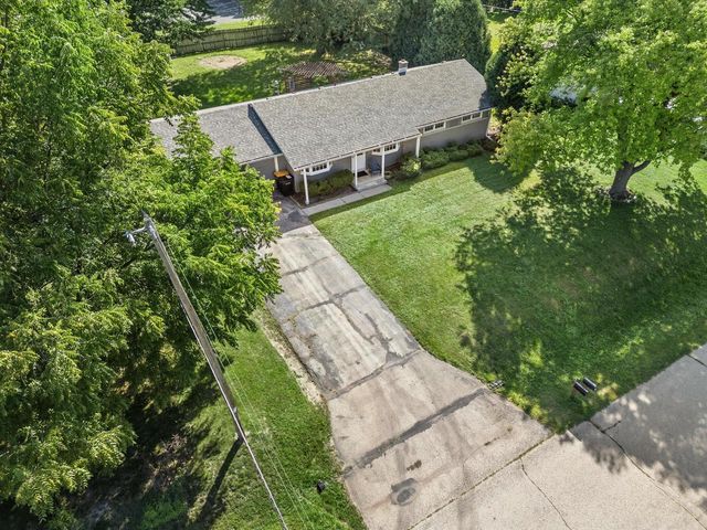 8626 N 62nd STREET, Brown Deer, WI 53223