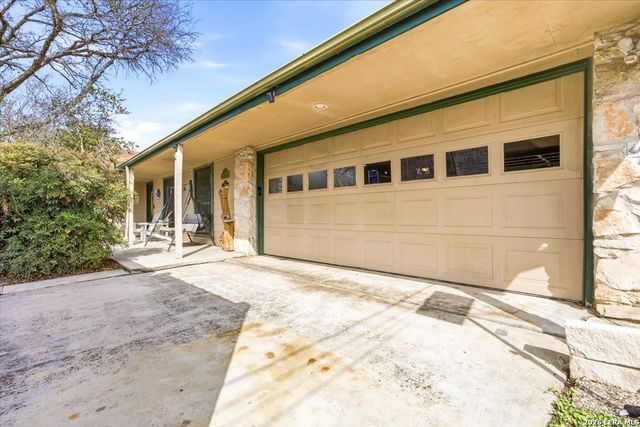 28012 Bonn Mountain, San Antonio, TX 78260