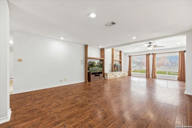 28012 Bonn Mountain, San Antonio, TX 78260