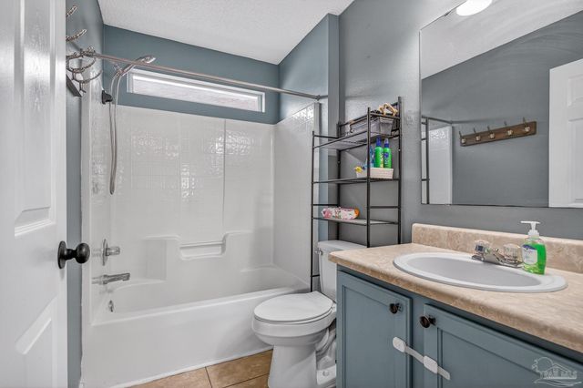 3080 Flintlock Dr, Pensacola, FL 32526