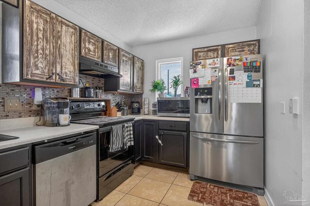 3080 Flintlock Dr, Pensacola, FL 32526