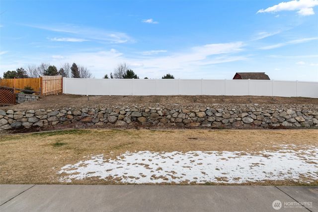 251 Lilly Lane, Wenatchee, WA 98801