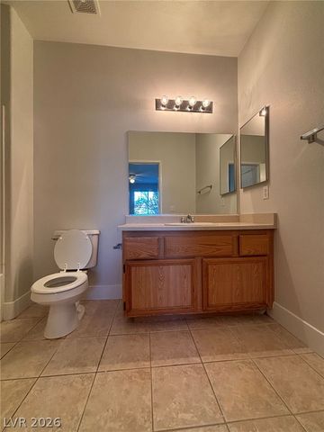 9050 West WARM SPRINGS Road 2112, Las Vegas, NV 89148