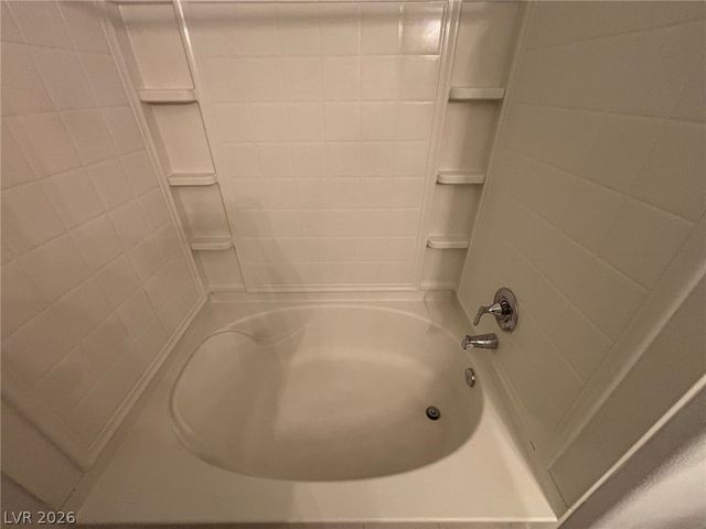 9050 West WARM SPRINGS Road 2112, Las Vegas, NV 89148