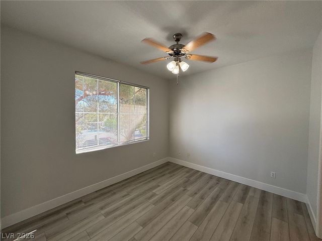 9050 West WARM SPRINGS Road 2112, Las Vegas, NV 89148